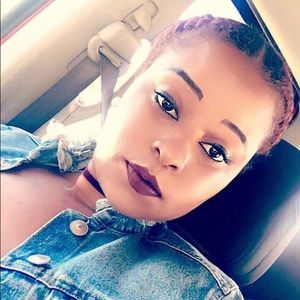 Meet your Posher, Tranele